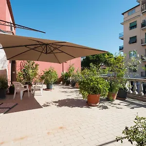 cornelia-penthouse.it-romehotels.com/